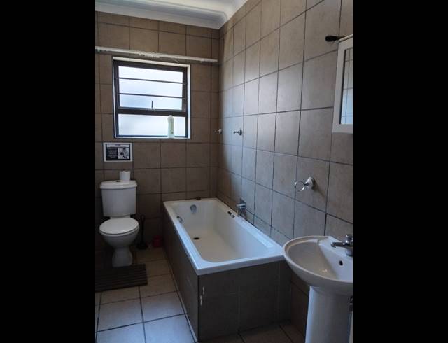 3 BEDROOM SECTIONAL TITLE FOR SALE IN ROSEMOUNT
